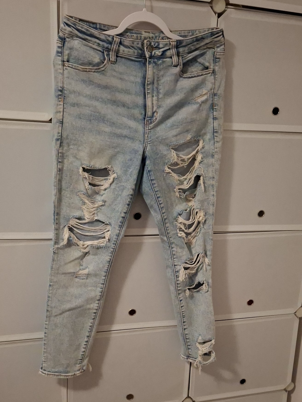 American Eagle Outfitters Light Blue Ripped Skinny Jeans